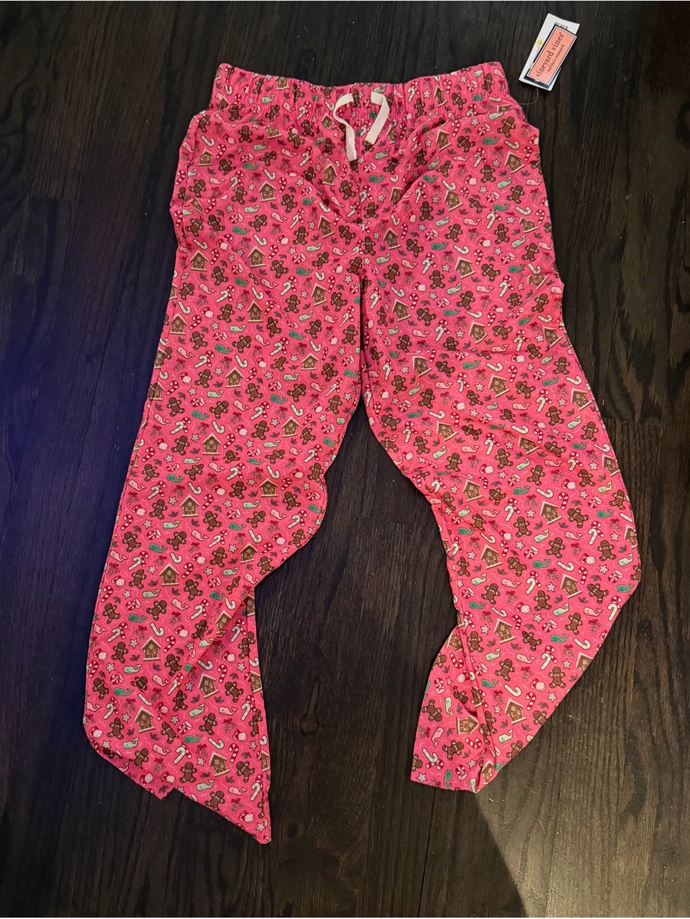 Brand new!  
Vineyard Vines Pink Holiday Gingerbread Print Jams